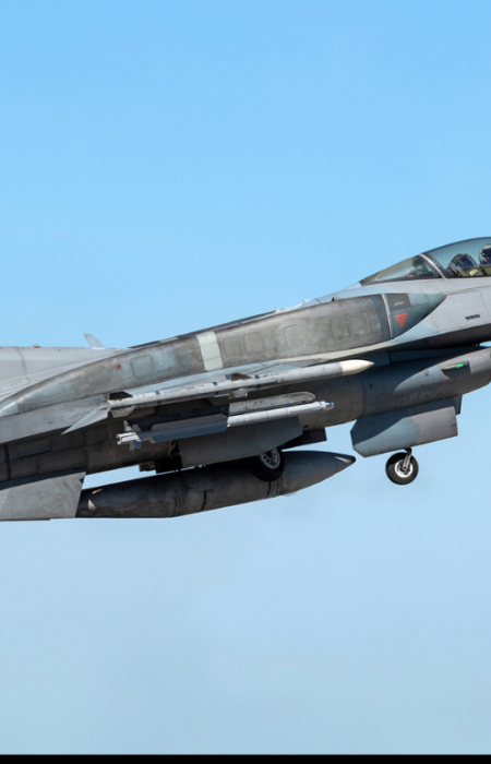 US F-16V Viper Jets Arrive, but Fighter Pilots Are Quitting Jobs- What Is Happening in Taiwan? 